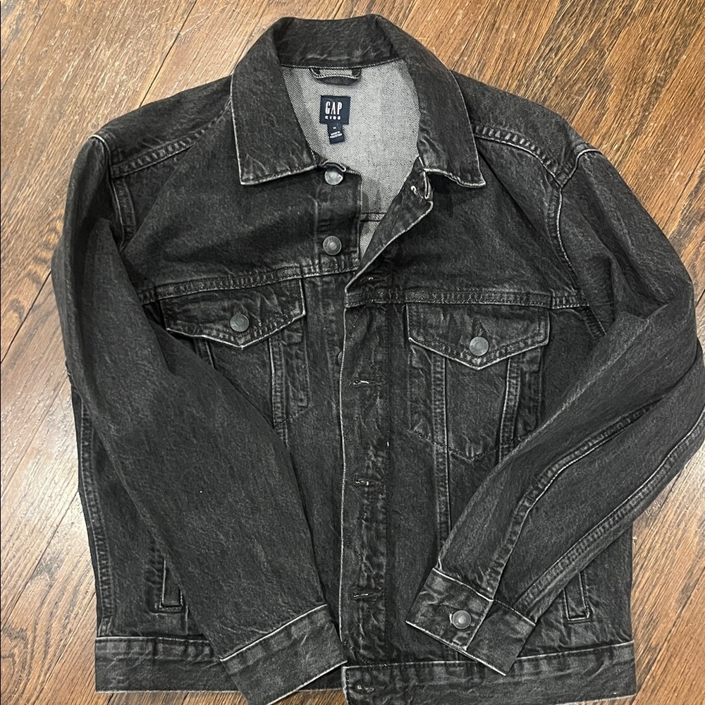 GAP Men's Black Washed Denim Jacket